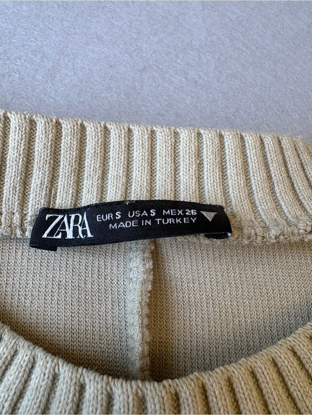 Zara Cropped Crewneck Women's Sweater Sweatshirt in Soft Sage Cream Sz S - Picture 2 of 5